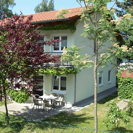 Apartment Waldstr 8b Eg Neu *