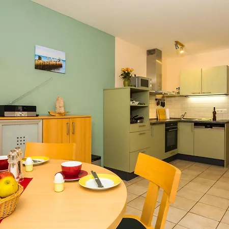 Apartment Waldstr 8b Eg Neu *